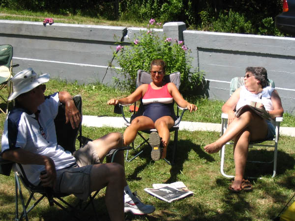 7952-east-coast-papa-joanne-nana-sitting-camp-aug08-2005