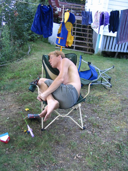 7973-east-coast-greg-sleeping-chair-camp-aug08-2005