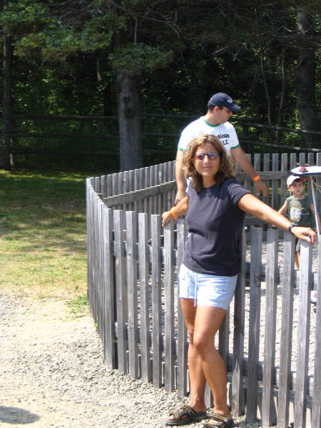 8031-east-coast-clements-mom-waiting-aug10-2005