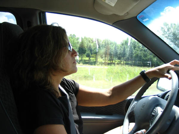 8559-east-coast-joanne-driving-quebec-aug13-2005