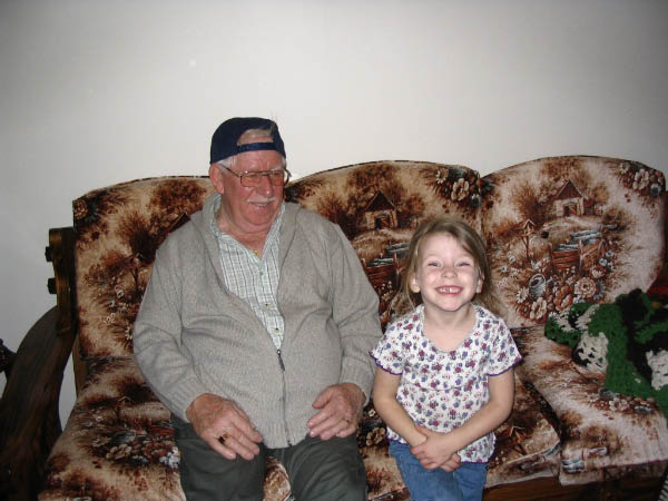 8616-farm-grandpa-grace-couch-oct08-05