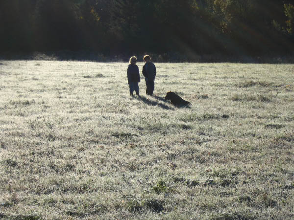 8662-farm-wrinkles-eric-tim-frosty-morn-oct9-2005
