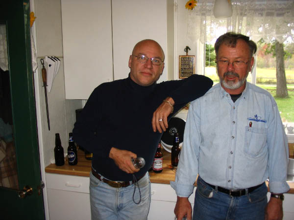 8713-farm-thanksgiving-dinner-dale-cliff-oct9-2005